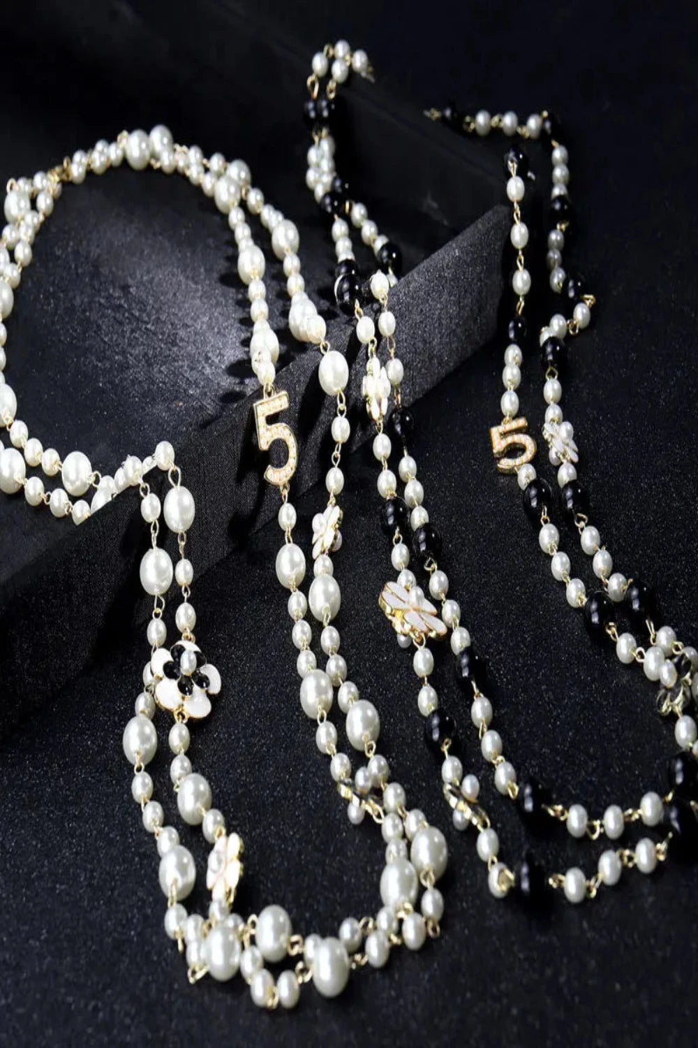 LUXURY PEARL NECKLACE