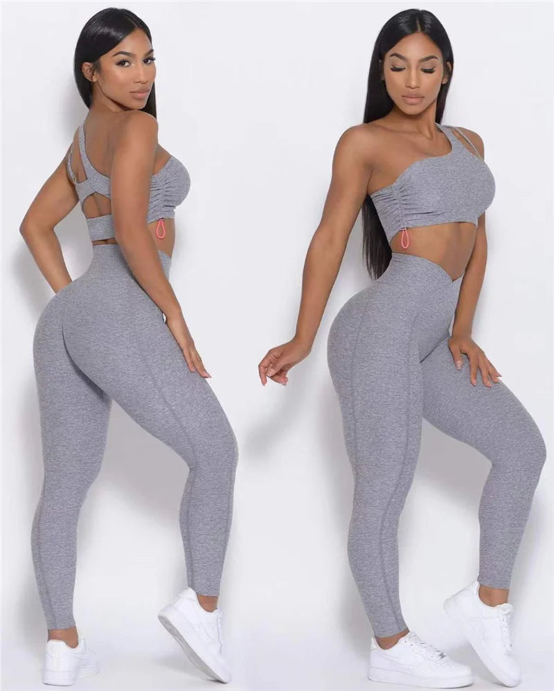 LONDON YOGA TWO PIECE SET